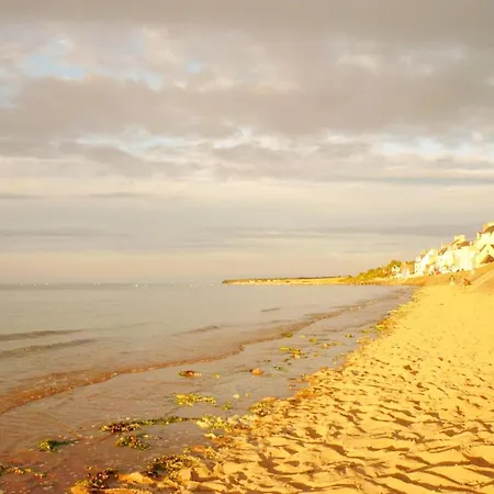 Nature Hideaway In St Germain Du Pert Dom wakacyjny *