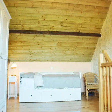 Nature Hideaway In St Germain Du Pert *