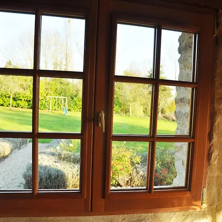 Nature Hideaway In St Germain Du Pert Semesterbostad