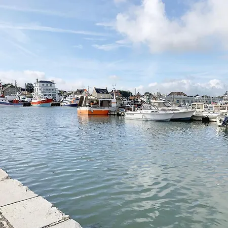 Nature Hideaway In St Germain Du Pert Semesterbostad