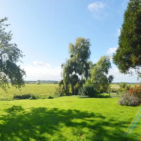 Nature Hideaway In St Germain Du Pert Semesterbostad