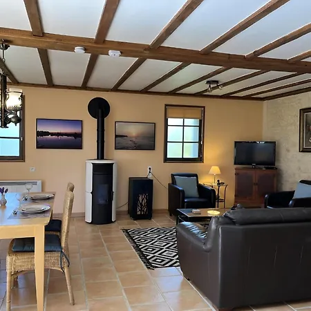Nature Hideaway In St Germain Du Pert