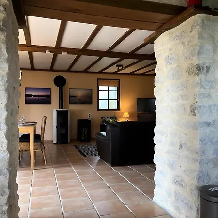 Semesterbostad Nature Hideaway In St Germain Du Pert