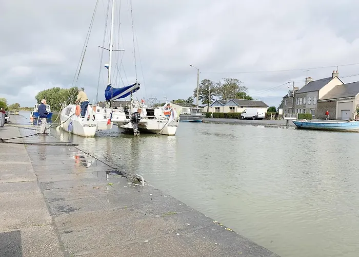 Nature Hideaway In St Germain Du Pert Holiday home *